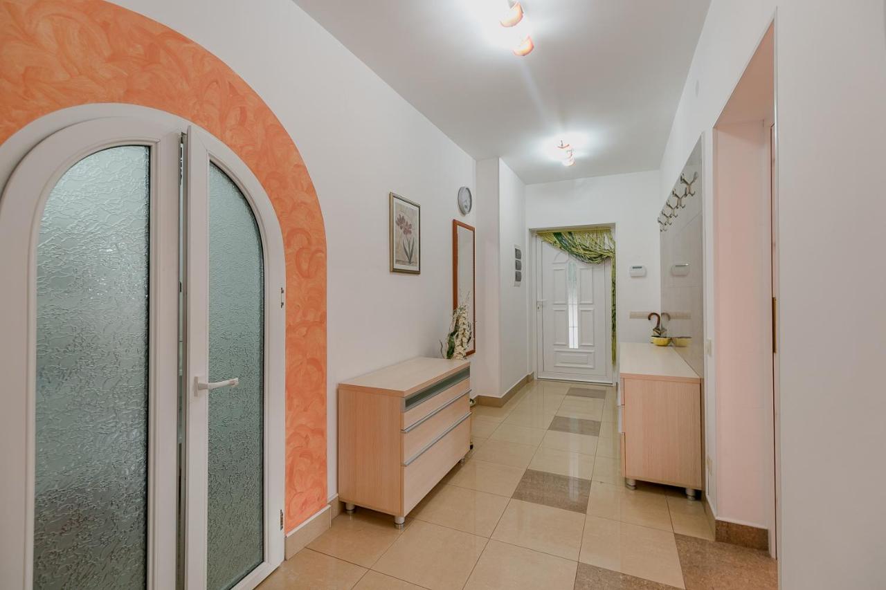 Palm Point Apartment Petrovac Kültér fotó