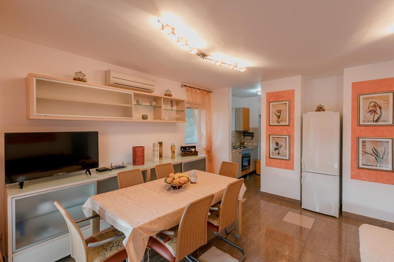 Palm Point Apartment Petrovac Kültér fotó